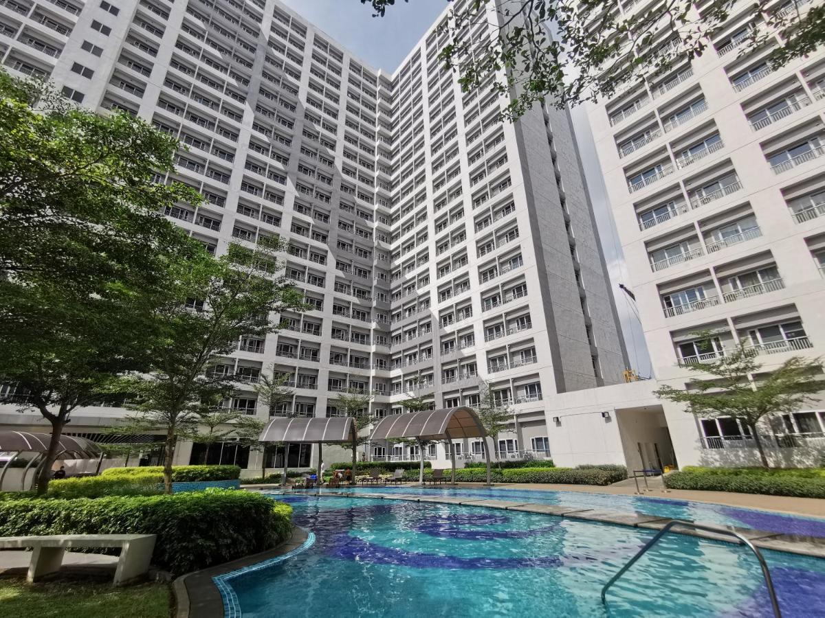 Lot's Pad Nr Bgc Manila